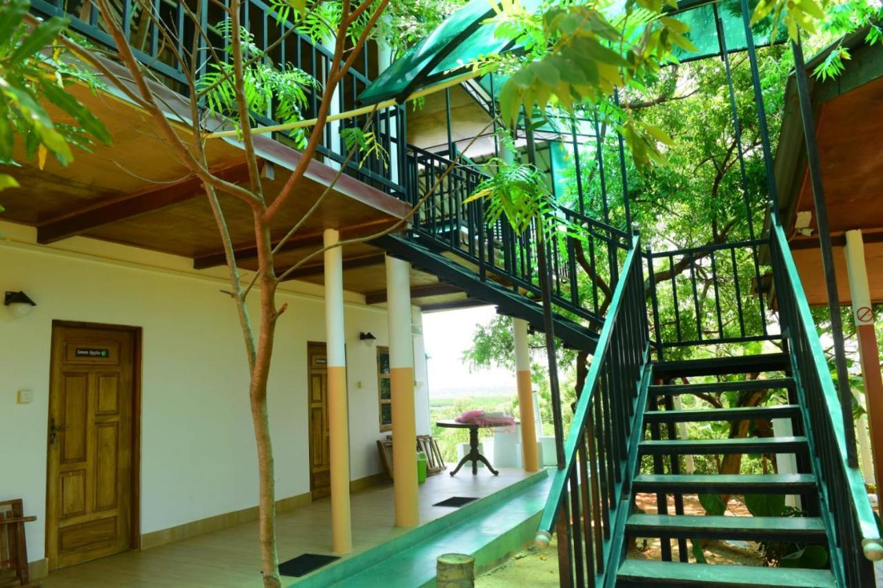 Sunntop Cabana Triquinimale Exterior foto