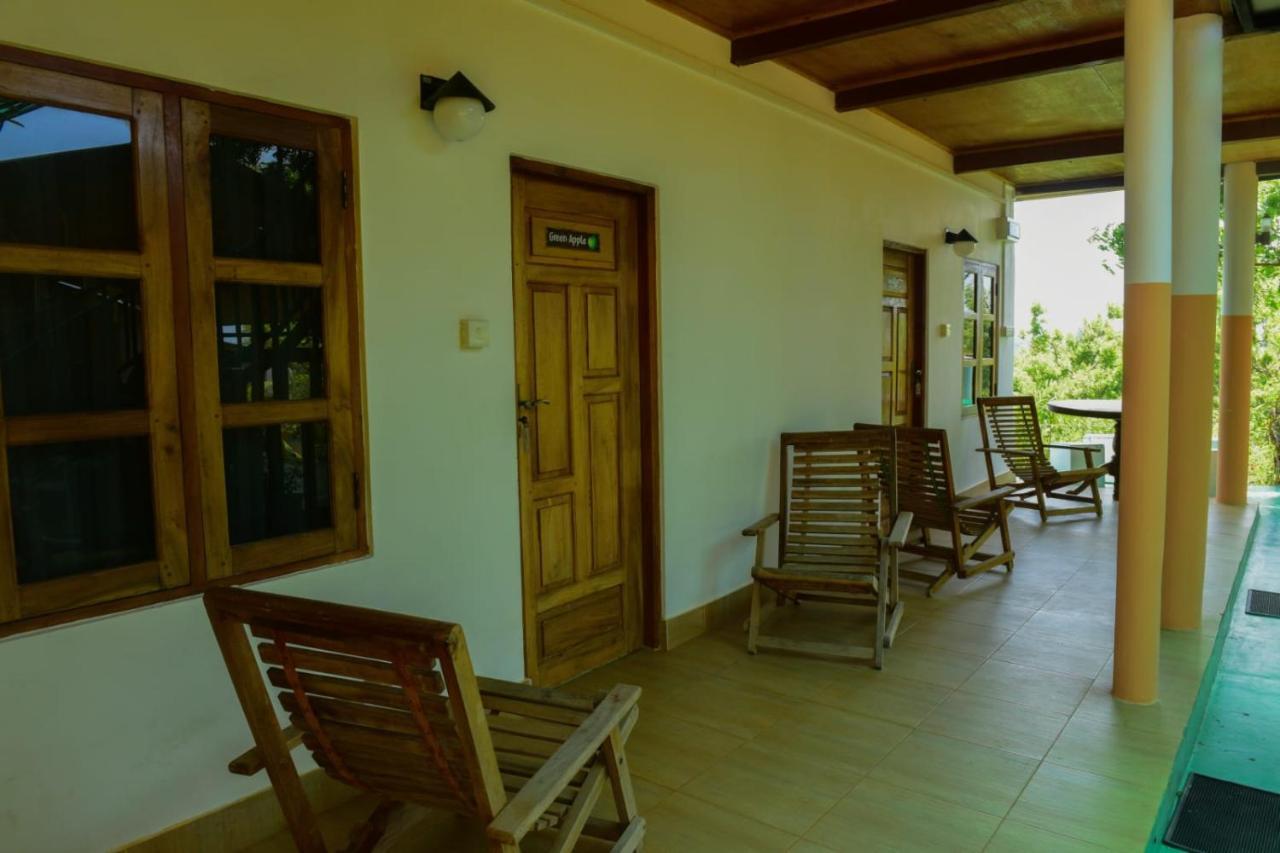 Sunntop Cabana Triquinimale Exterior foto