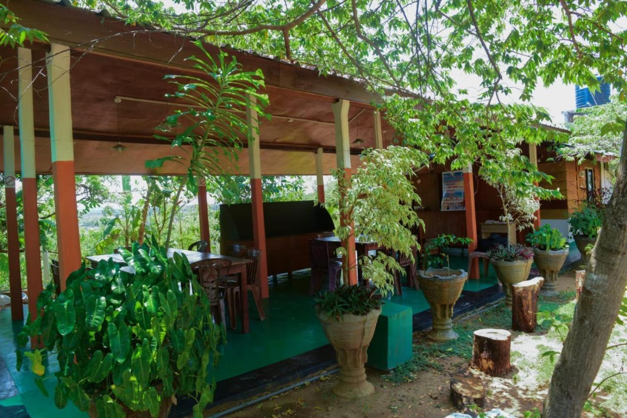 Sunntop Cabana Triquinimale Exterior foto