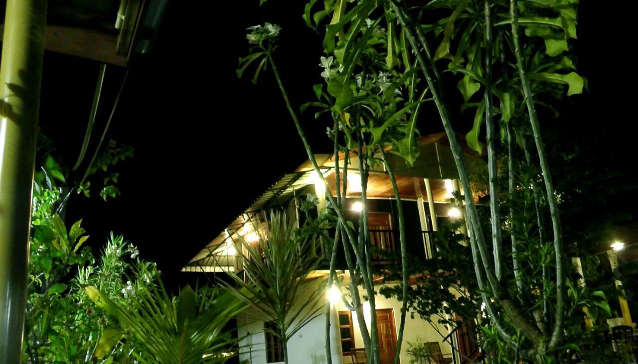 Sunntop Cabana Triquinimale Exterior foto